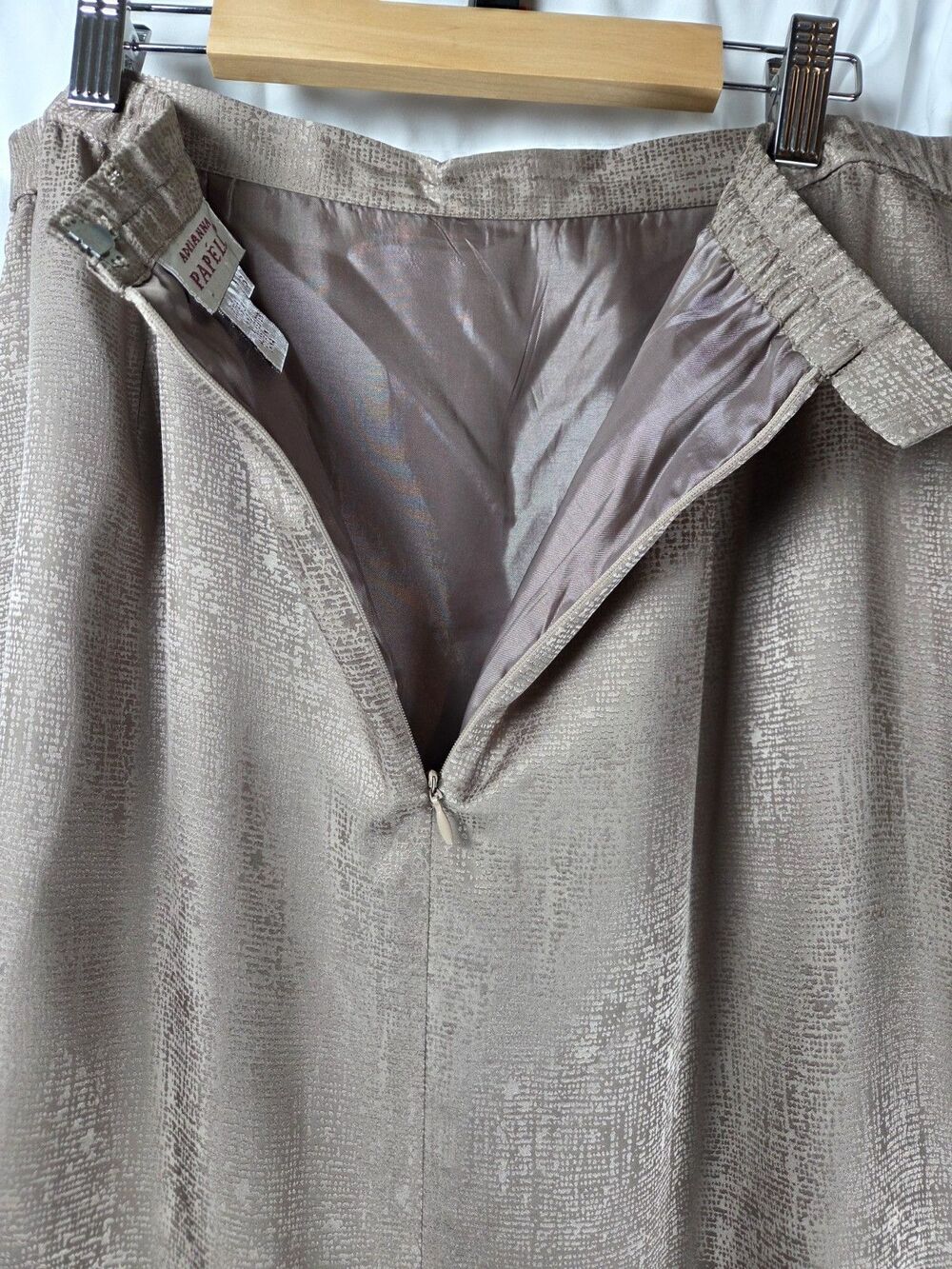 Adrianna Papell Silk Pencil Skirt Size 16 Taupe Textured Sheath Lined Classic - Picture 7 of 9